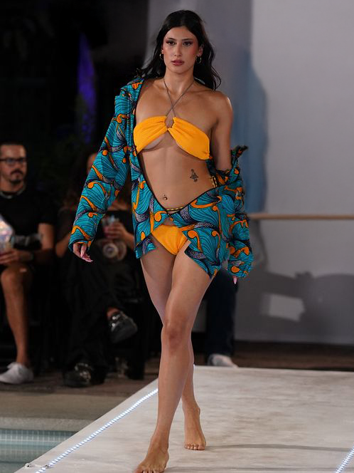 Nancy Bikini